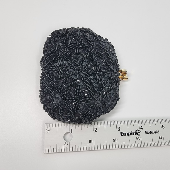 Vintage Handmade Hong Kong Small Kiss Lock Beaded Black Sequin Coin Purse Bag 4" - Picture 6 of 6